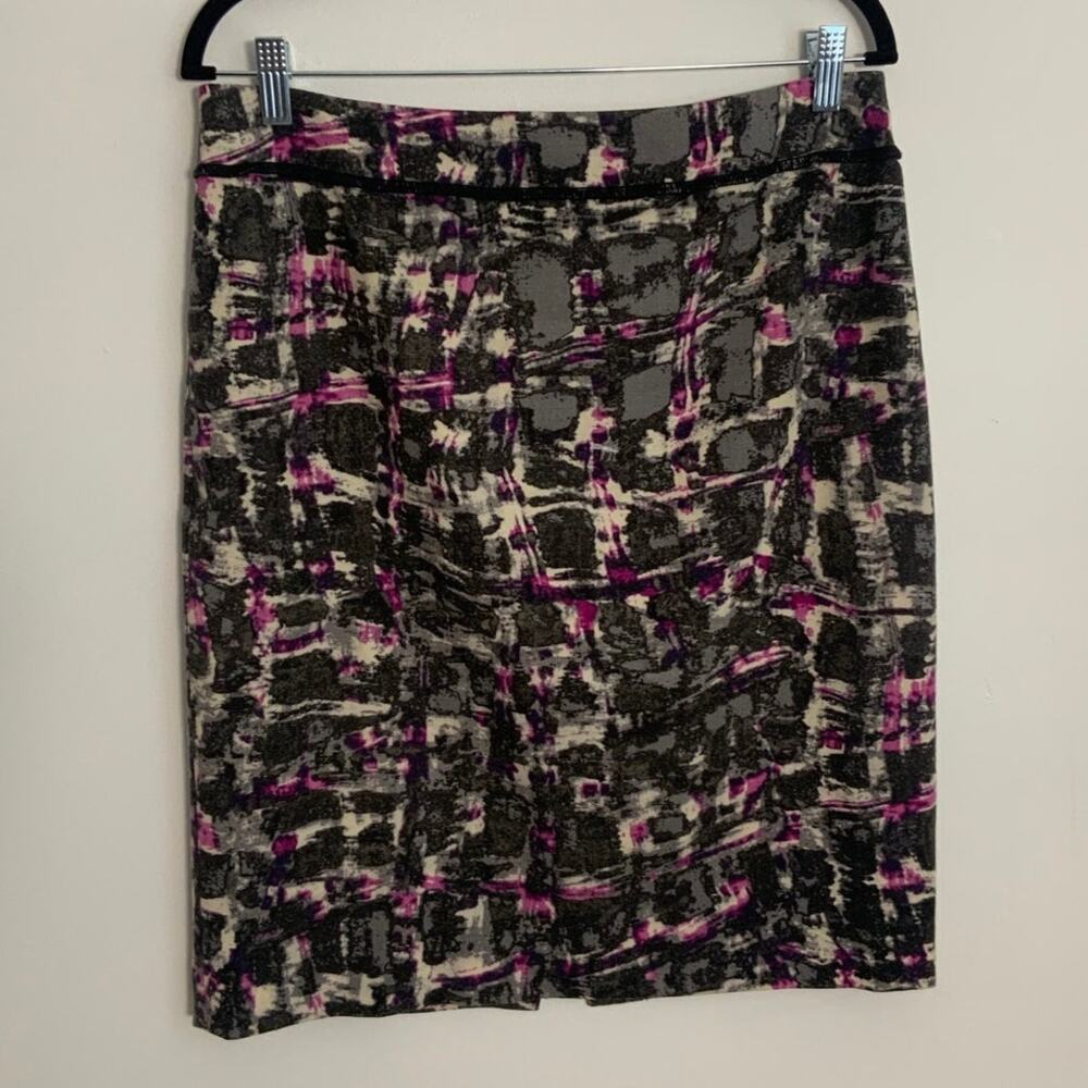 Worth New York Wool Knee length skirt size 10